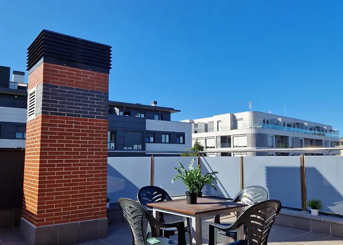 Nuevo Duplex Con Terraza Cerca De Playa Y Metro Con Parking Privado Urduliz
