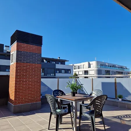Nuevo Duplex Con Terraza Cerca De Playa Y Metro Con Parking Privado Urduliz