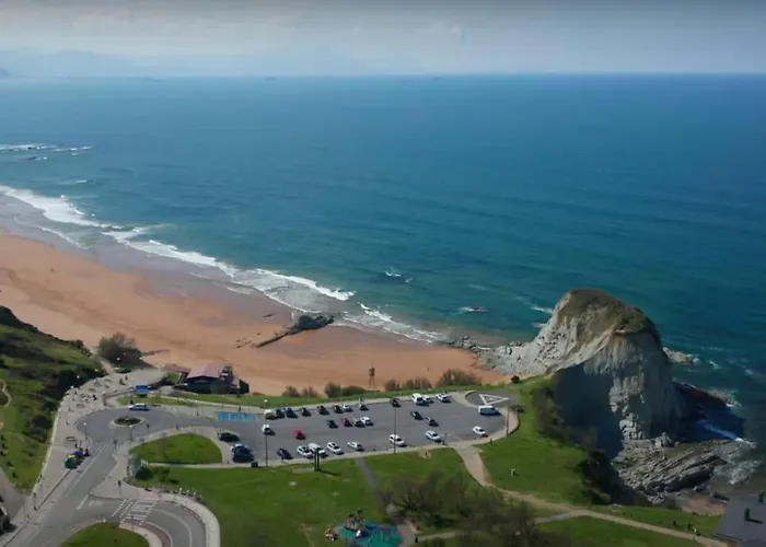 Nuevo Duplex Con Terraza Cerca De Playa Y Metro Con Parking Privado * Urduliz