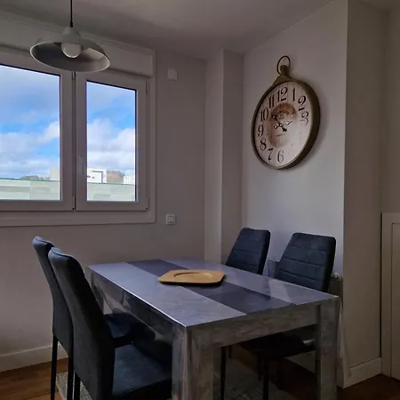 Nuevo Duplex Con Terraza Cerca De Playa Y Metro Con Parking Privado *