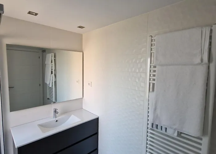 Nuevo Duplex Con Terraza Cerca De Playa Y Metro Con Parking Privado Lägenhet Urduliz